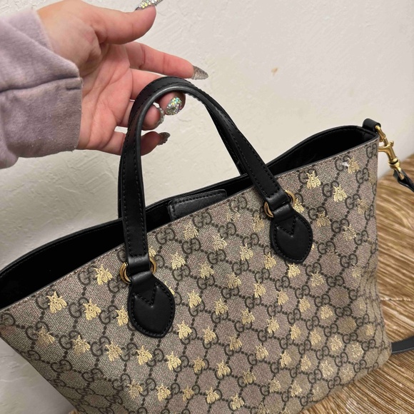 GUCCI Supreme Monogram Small Crossbody Tote Beige Oro Black - soft - Picture 1 of 12